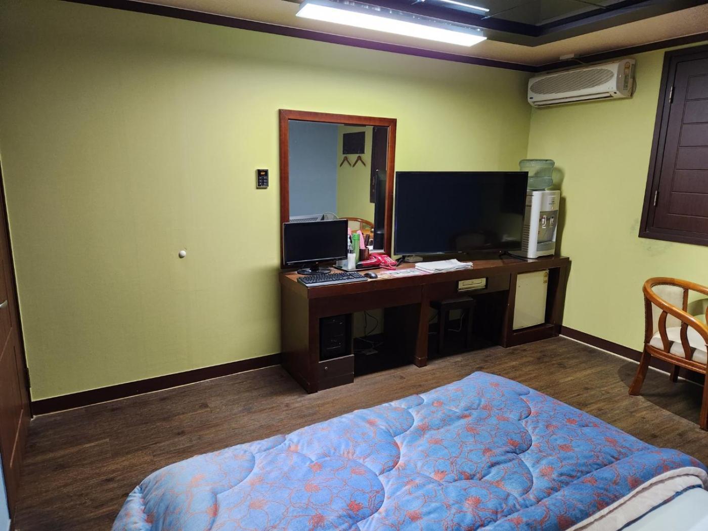 Plus Motel Gwangju Metropolitan City Eksteriør billede